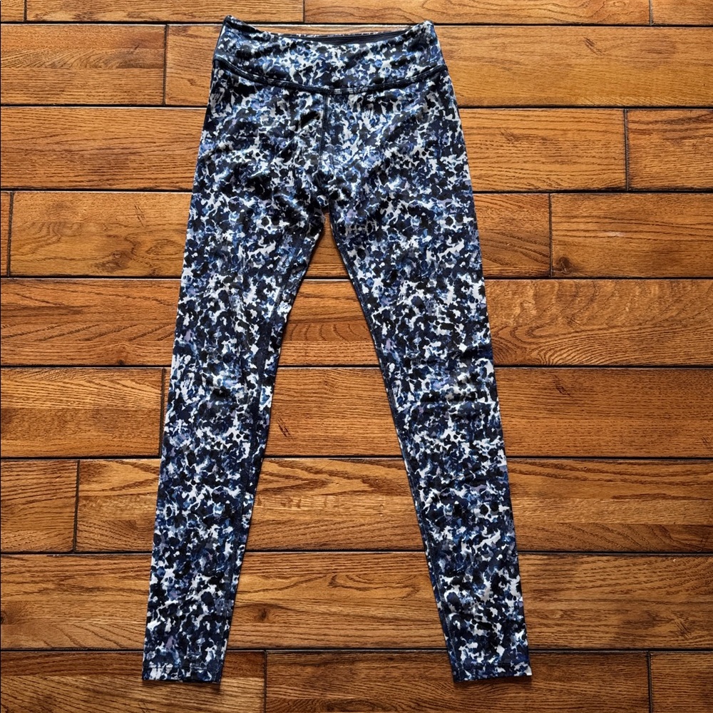 Beyond Yoga‎ Mid Rise Leggings Sz M Blue Purple Confetti Fitness Workout Yoga